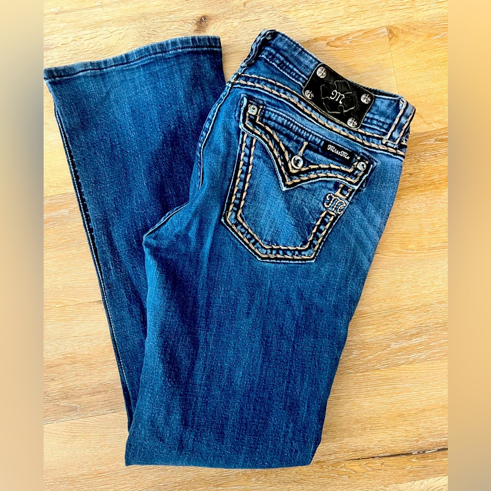 Miss Me woman’s jeans. Size 33x34